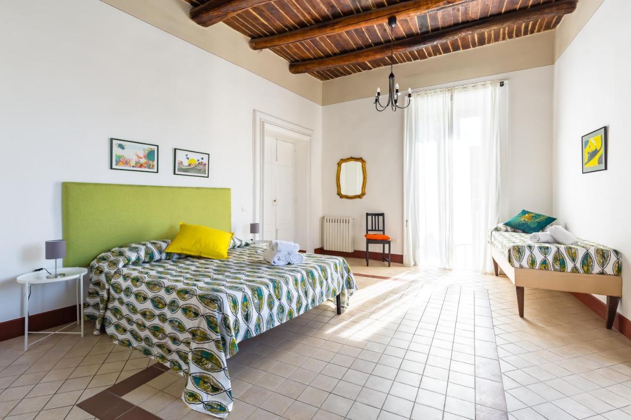 Lopez 20 A Big Family Apartment By Napoliapartments Εξωτερικό φωτογραφία
